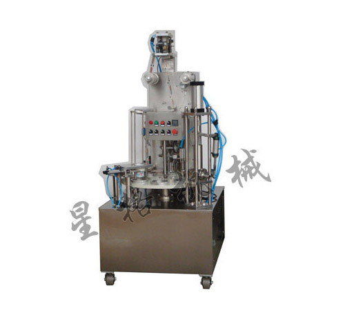 KIS900卷膜灌裝封口機(圖1)