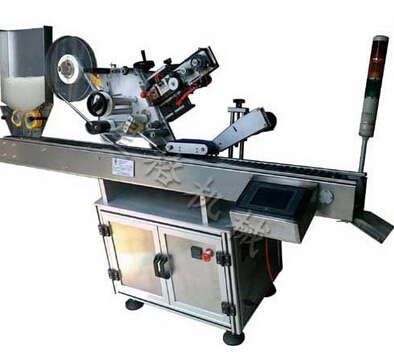 醬料瓶貼標(biāo)機(jī)(圖1)