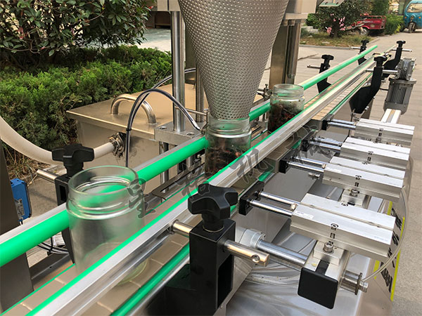 香菇醬料灌裝生產(chǎn)線找什么樣的廠家購(gòu)買(圖2) 香菇醬料灌裝生產(chǎn)線找什么樣的廠家購(gòu)買(圖2)