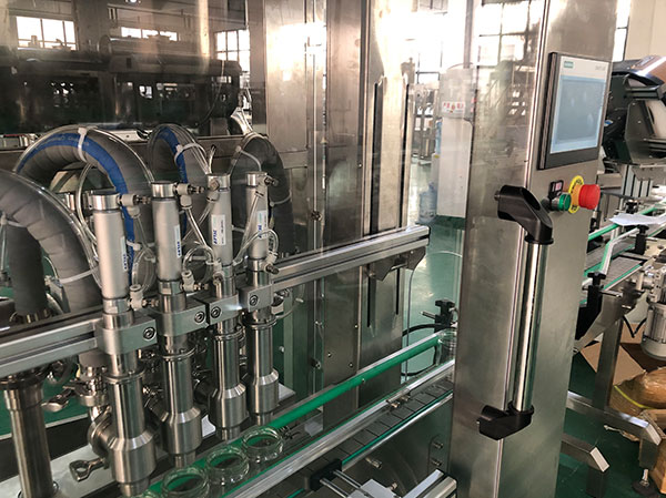 番茄醬料灌裝生產(chǎn)線功能介紹(圖3)